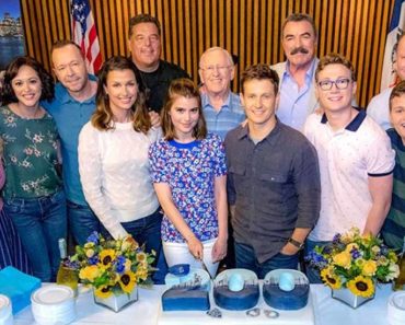 Photo of all the Blue Bloods's Cast Members.